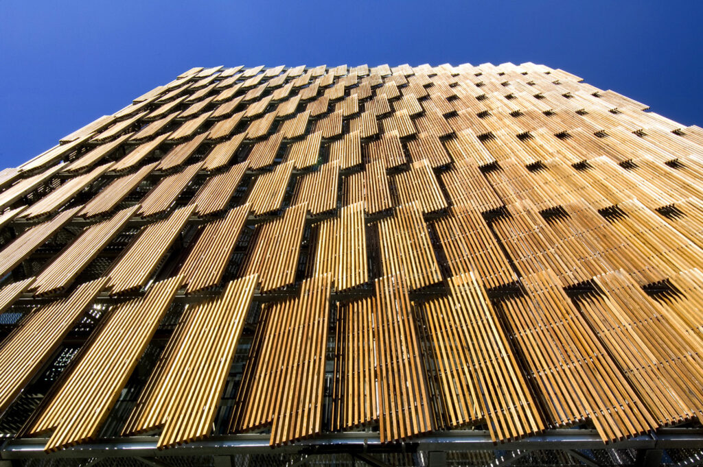 Kinetic facade at the Melbourne City Council House 2, Melbourne, by Mick Pearce Architect (Image Courtesy of Mick Pearce)
